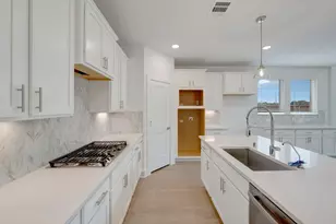 20734 Draper Rd, Tomball, TX 77377 - Photo 2