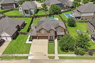 2025 Coventry Bay Dr, Pearland, TX 77089 - Photo 6