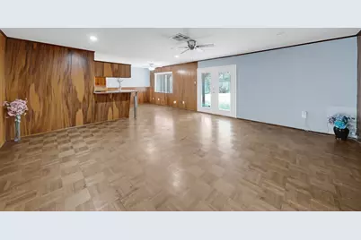 4002 Martinshire Drive, Houston, TX 77025 - Photo 14