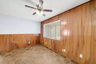 4002 Martinshire Dr, Houston, TX 77025 - Photo 10