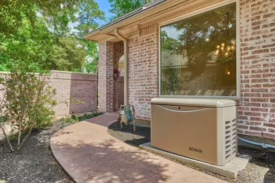 66 S Castlegreen Circle, The Woodlands, TX 77381 - Photo 40
