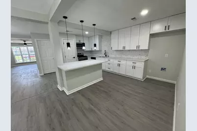 6407 Sandy Oaks Drive, Houston, TX 77050 - Photo 10