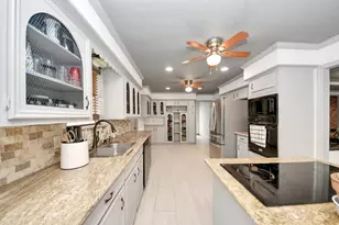 2514 Loganberry Cir, Seabrook, TX 77586 - Photo 18