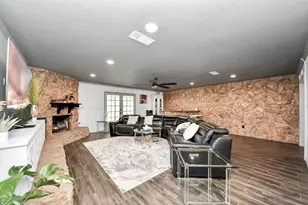 2514 Loganberry Cir, Seabrook, TX 77586 - Photo 14