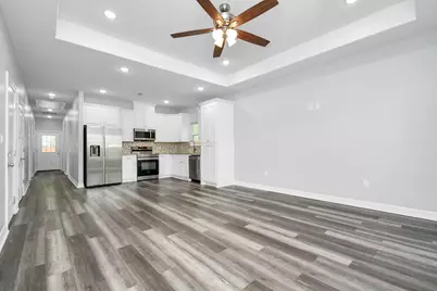 701 S Morgan Street, Angleton, TX 77515 - Photo 4