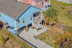 4309 K Ave, Galveston, TX 77550 - Photo 2