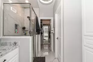 602 E Main St, La Porte, TX 77571 - Photo 16