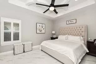 602 E Main St, La Porte, TX 77571 - Photo 24