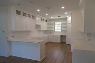 2127 Bambi Court, Cleveland, TX 77328 - Photo 4