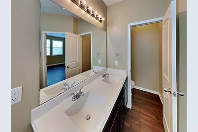 2324 Shady Tree Lane, Conroe, TX 77301 - Photo 10