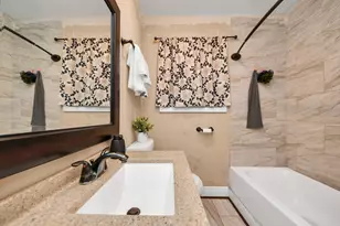 418 Forrest St, Baytown, TX 77520 - Photo 14