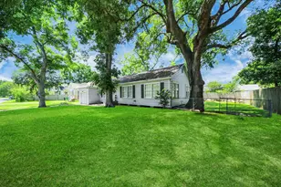 418 Forrest St, Baytown, TX 77520 - Photo 20