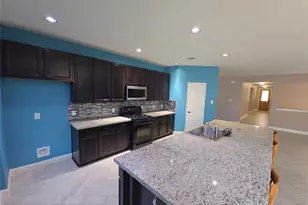 16014 Peach Bluff Ln, Cypress, TX 77429 - Photo 4