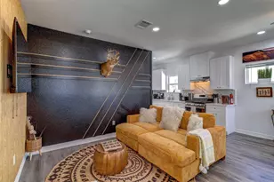 9816 Masterson St, Houston, TX 77029 - Photo 6