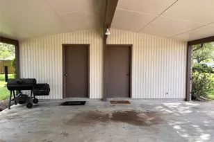 103 Greenbriar Dr, Wharton, TX 77488 - Photo 16