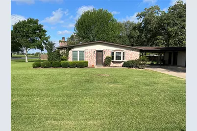 103 Greenbriar Drive, Wharton, TX 77488 - Photo 2