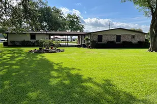 103 Greenbriar Dr, Wharton, TX 77488 - Photo 10