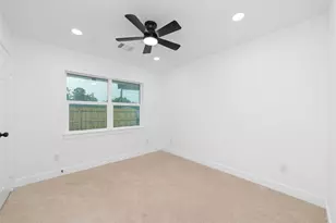 5709 Langley Rd, Houston, TX 77016 - Photo 16