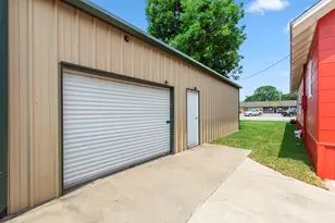 1138 Fannin St, Columbus, TX 78934 - Photo 24