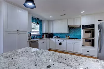 5518 Holly Street, Houston, TX 77081 - Photo 8