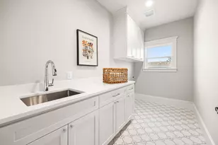 1001 E 27th St, Houston, TX 77009 - Photo 36