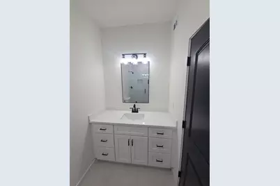 8101 Venus Street #A, Houston, TX 77088 - Photo 10