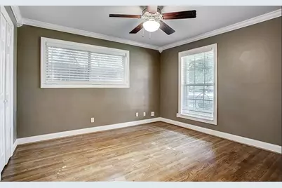 10302 Oakpoint Drive, Houston, TX 77043 - Photo 14