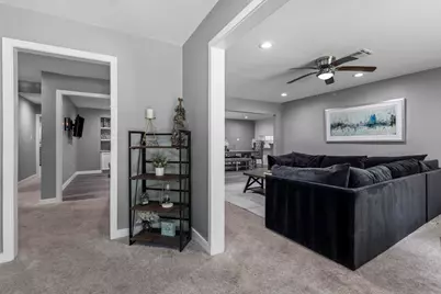 5651 Ludington Drive, Houston, TX 77035 - Photo 2