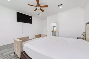1513 County Rd 149, Alvin, TX 77511 - Photo 26
