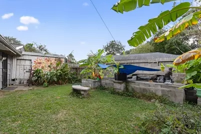 119 Southbrook Circle, Houston, TX 77060 - Photo 26