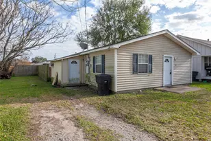 519 Atlanta Ave, Nederland, TX 77627 - Photo 24