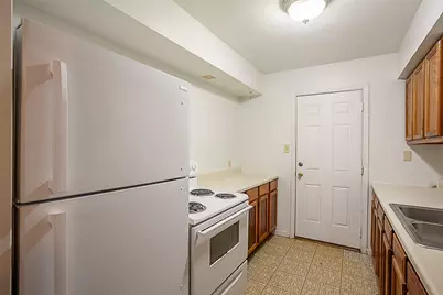 519 Atlanta Avenue, Nederland, TX 77627 - Photo 8