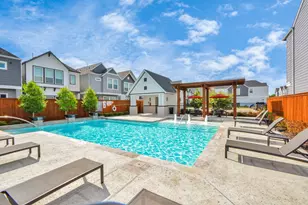 746 Strawberry Pines Ct, Houston, TX 77009 - Photo 4