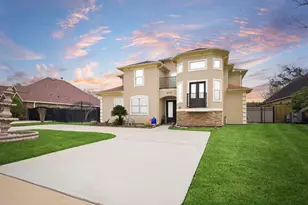 8606 Argentina St, Jersey Village, TX 77040 - Photo 2