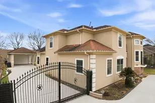 8606 Argentina St, Jersey Village, TX 77040 - Photo 4