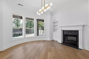2 Argonne Pl, The Woodlands, TX 77382 - Photo 10