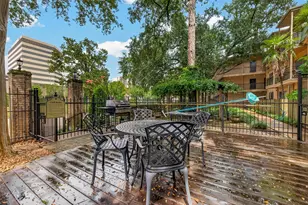 4515 Briar Hollow Pl, Houston, TX 77027 - Photo 20