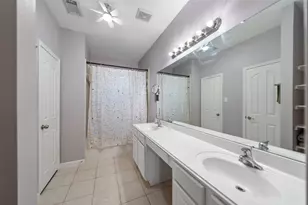 110 Harbour Town Dr, Montgomery, TX 77356 - Photo 16