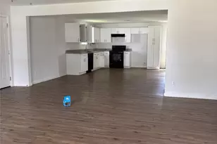 4702 Majestic St, Houston, TX 77026 - Photo 2