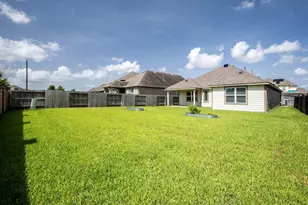 12542 Sabine Point Dr, Humble, TX 77346 - Photo 22