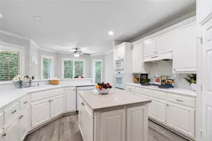 25818 Overlake Dr, Spring, TX 77380 - Photo 14