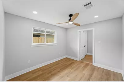 1234 W Donovan Street, Houston, TX 77091 - Photo 8