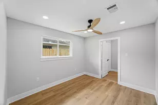 1234 W Donovan St, Houston, TX 77091 - Photo 8