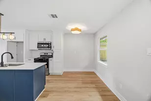 1234 W Donovan St, Houston, TX 77091 - Photo 6