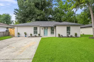 1234 W Donovan St, Houston, TX 77091 - Photo 2