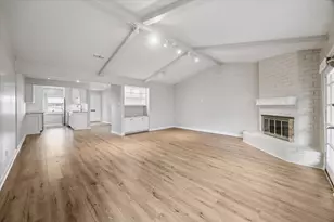 10139 E Kemp Forest Dr, Houston, TX 77080 - Photo 6