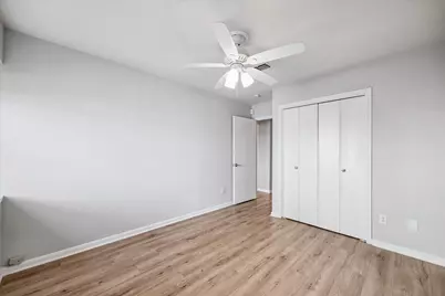 10139 E Kemp Forest Drive, Houston, TX 77080 - Photo 12