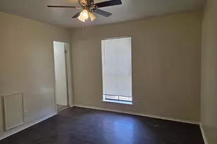 11549 S Kirkwood Rd, Stafford, TX 77477 - Photo 4