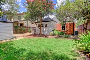 3919 Amherst St, West University Place, TX 77005 - Photo 16