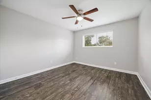 3800 Sherwood Ln, Houston, TX 77092 - Photo 8